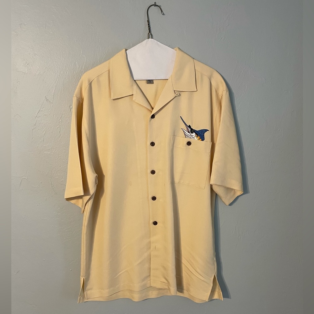Medium Hook and Tackle Fish Marlin Button Down Casual Dress Shirt
